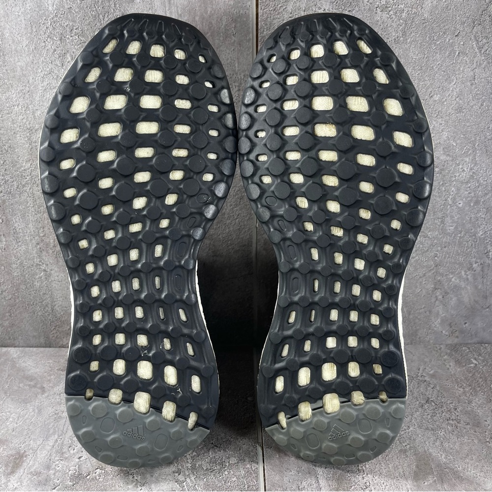Adidas Pureboost Go Black Athletic Sneakers Women’s Size 6.5 - Picture 6 of 8
